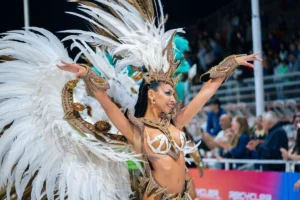 Con muchas fiestas se abre la segunda quincena veraniega